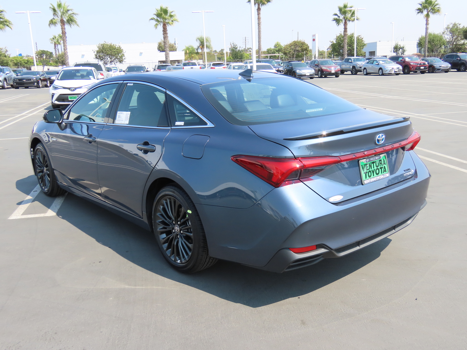 New 2021 Toyota Avalon Hybrid XSE FWD 4 in Ventura #55497 | Ventura Toyota